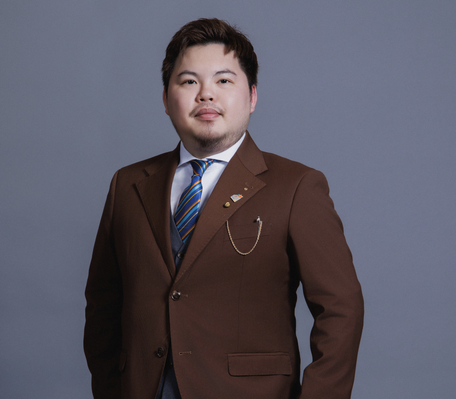 第一屆<br />
<b>Notice</b>:  Undefined index: history in <b>/home/chungshan/domains/taipeichungshanrotary.org/public_html/member-show.php</b> on line <b>180</b><br />
)